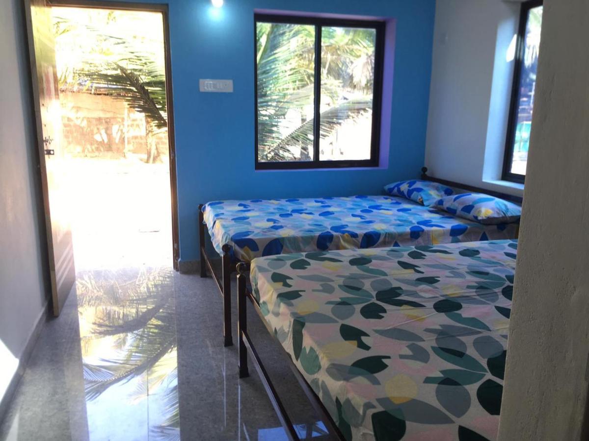 Nisarga Homestay And Beach Resort Gokarna Gokarna  Exteriör bild
